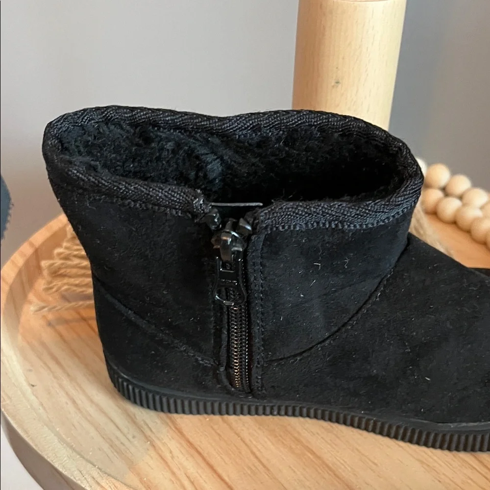 ⭐️⭐️ PICK 5 / $20 Cat & Jack Girls Black Arlo  Booties Size 12 - Picture 6 of 9